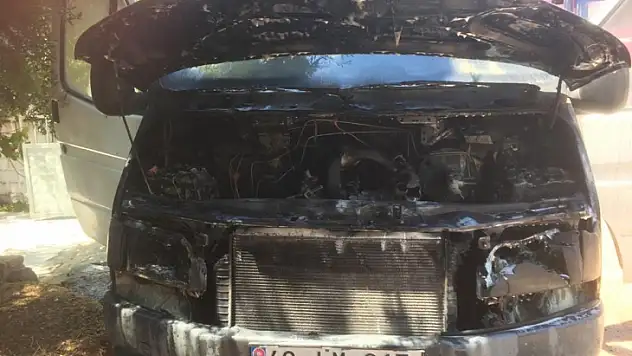 Yatağan'da araç yangını