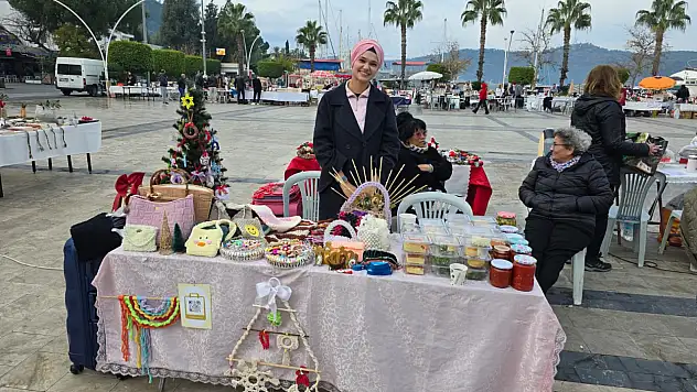 Yeni Yıl Pazarı'nda el emeği ürünler ilgi görüyor