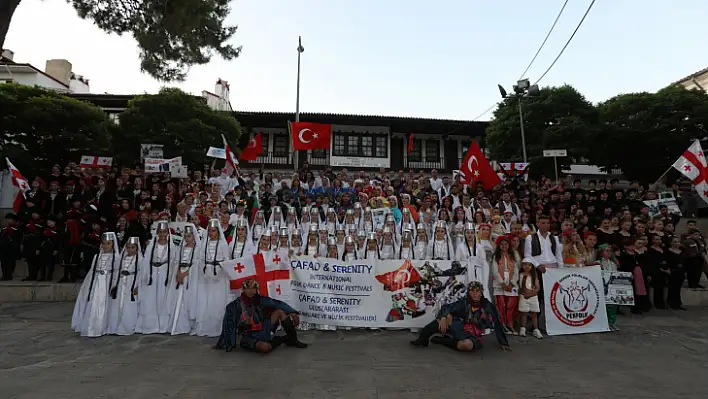 4. Uluslararası Halikarnas Halk Dansları ve Müzik Festivali Coşkuyla Kutlandı