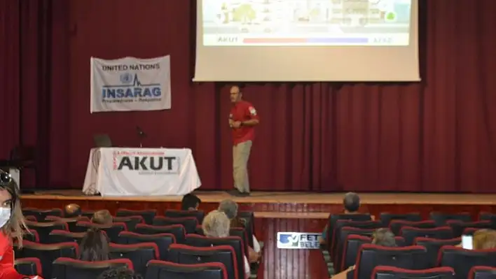 Afet bilinçlendirme semineri düzenlendi