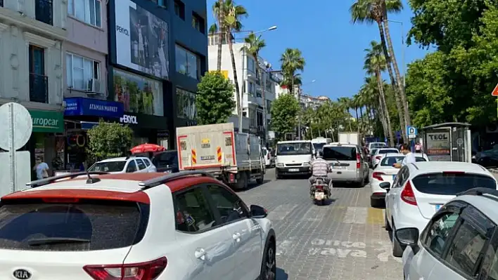 Ağustos ayında trafik yoğunluğu devam ediyor