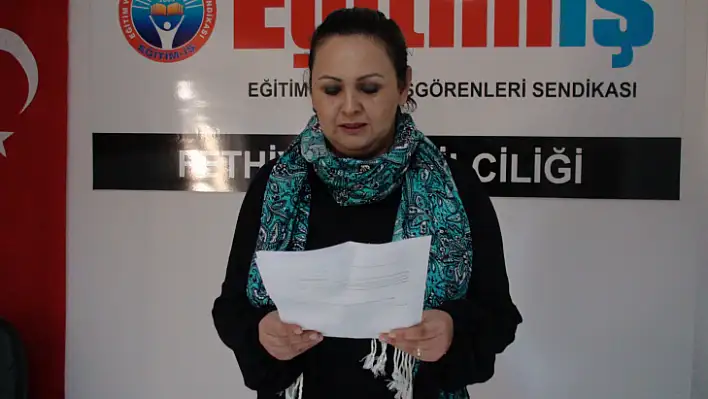 ALTINÇEKİÇ, 'İNSANCA YAŞAYACAK ÜCRET, VERGİDE ADALET İSTİYORUZ!'