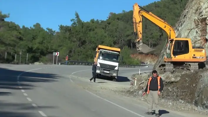 Aman dikkat! Yol çalışması