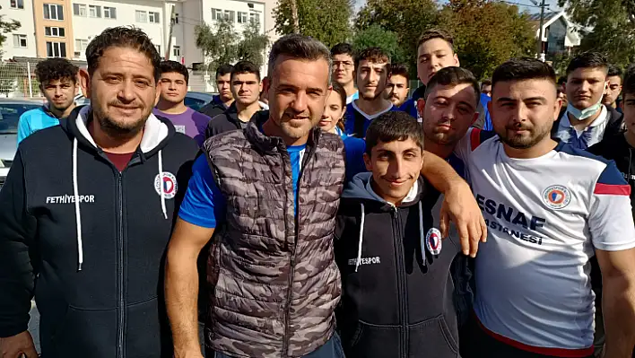 Apaçiler Fethiyespor'un yanında