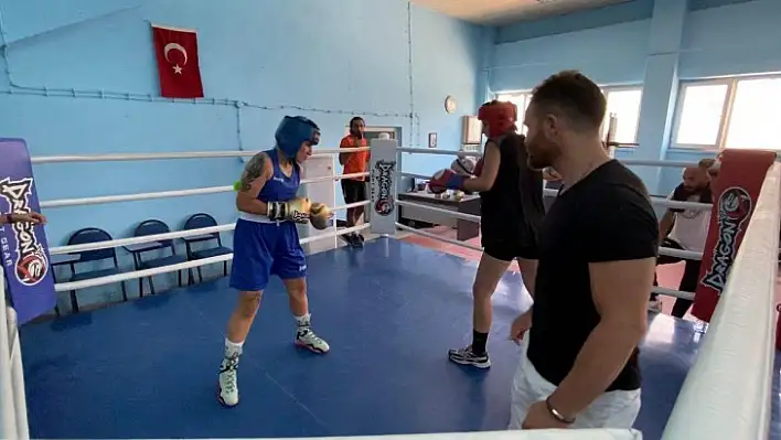 Arslan, 'Amacımız vatana ve millete hayırlı sporcular yetiştirmek'