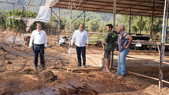 Başkan Akdenizli' den Çiftliği Yanan Aileye 'Geçmiş Olsun' Ziyareti