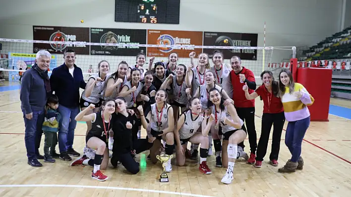 Basketbol U16 Kızlar ve Voleybol Genç Kızlarda şampiyon belli oldu