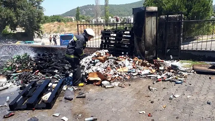 Bodrum'da İtfaiye Ekipleri 12 Saatte 12 Olaya Müdahale Etti