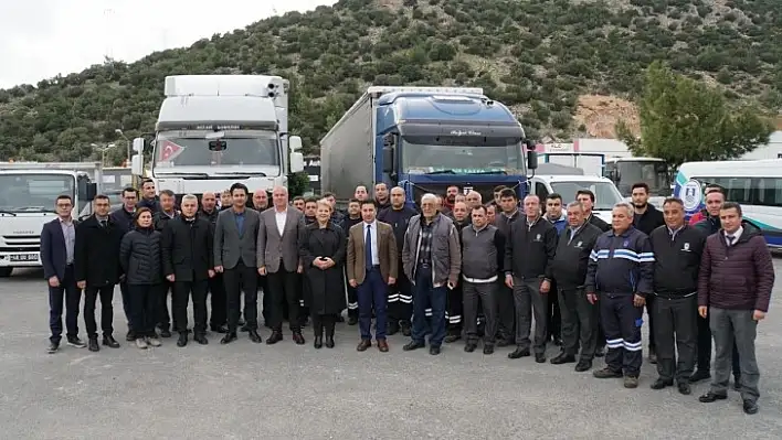 Bodrum iki tır dolusu yardım malzemesini Elazığ'a uğurladı