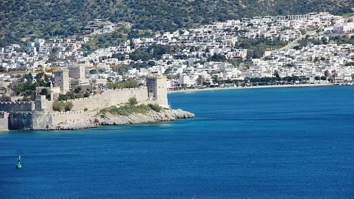 Bodrum Sahilleri Sessizliğini Koruyor