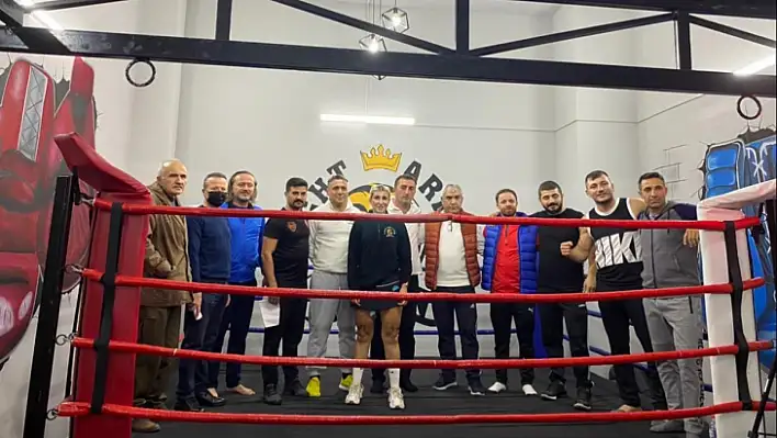 Boks Turnuvasına Arslan Fight Arena ev sahipliği yaptı