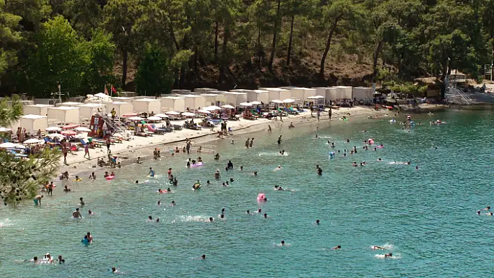 Büyük Samanlık Plajı'na Yoğun İlgi