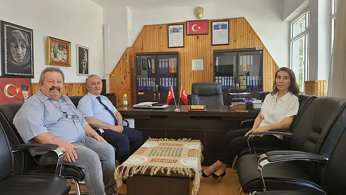 Büyüker Halk Eğitimi Merkezini Ziyaret Etti