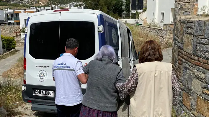 Büyükşehir Ekipleri Vatandaşları Sandığa Götürecek