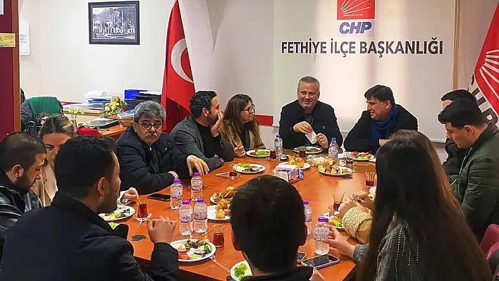 CHP Fethiye Gençlik Kolları'ndan Kahvaltılı Buluşma