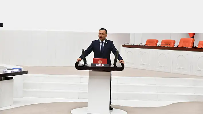 CHP'li Erbay: ''Sağlıkta dönüşüm dediler sistemi çökerttiler''