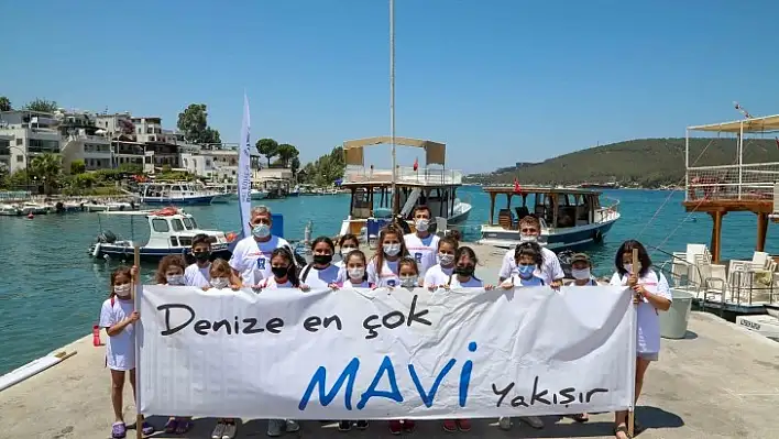 'Denize En Çok Mavi Yakışır' diyerek deniz dibi temizliği yaptılar