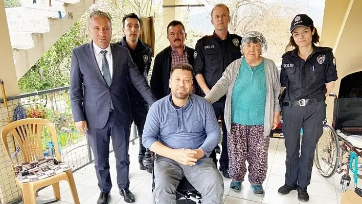 Emniyet Müdürlüğünden anlamlı hediye