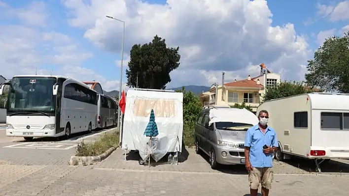 Ev Kirasına İsyan Etti, Kredi Çekip Karavan Aldı