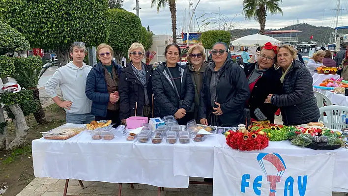 FETAV Yılbaşı Pazarı'na Yoğun İlgi