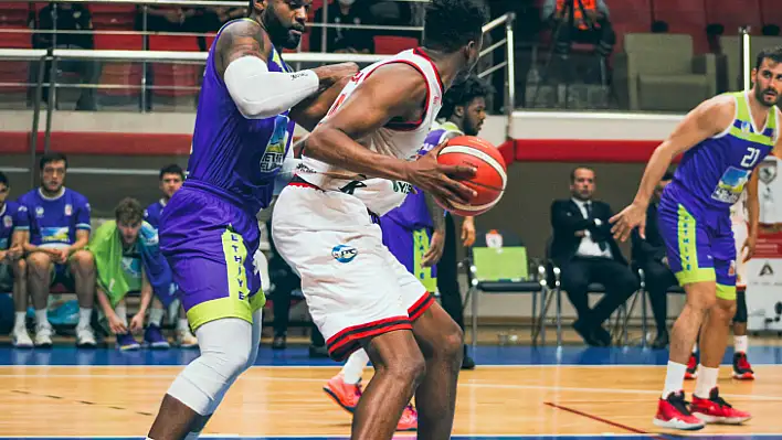 Fethiye Belediyespor, deplasmanda mağlup oldu 83-74