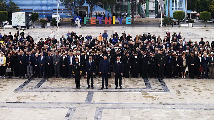 Fethiye'de 10 Kasım'da Atatürk saygıyla anıldı