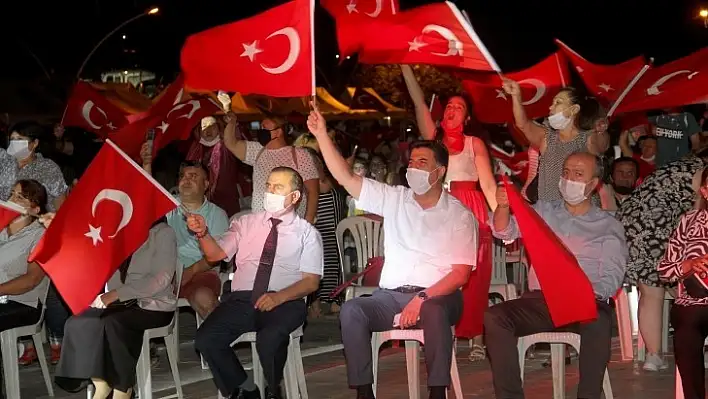 Fethiye'de 15 Temmuz Nöbeti