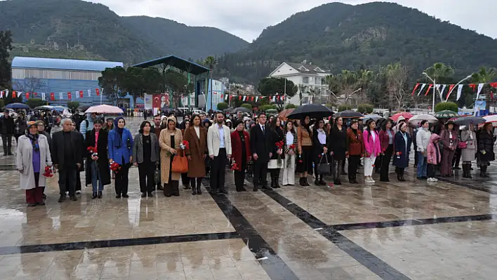 Fethiye'de 8 Mart Dünya Kadınlar Günü Kutlandı