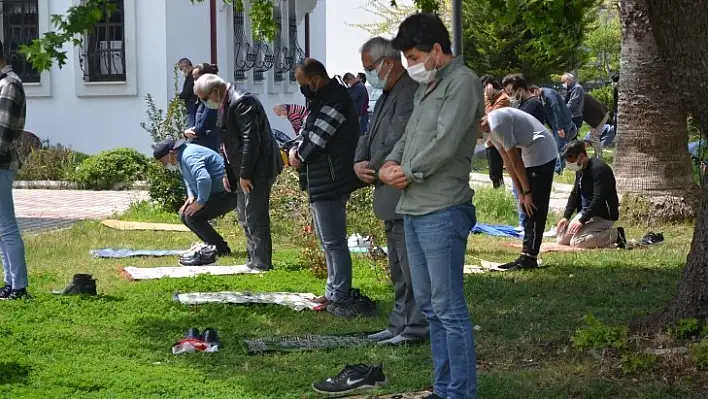 Fethiye'de Bayram Namazı 06:29'da