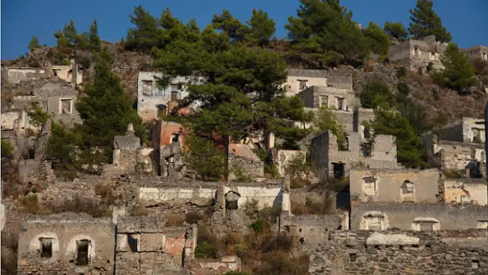 Fethiye'de bulunan büyüleyici hayalet köy