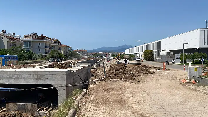 Fethiye'de Bulunan Toptaş Deresi'nde Islah Çalışmaları devam ediyor