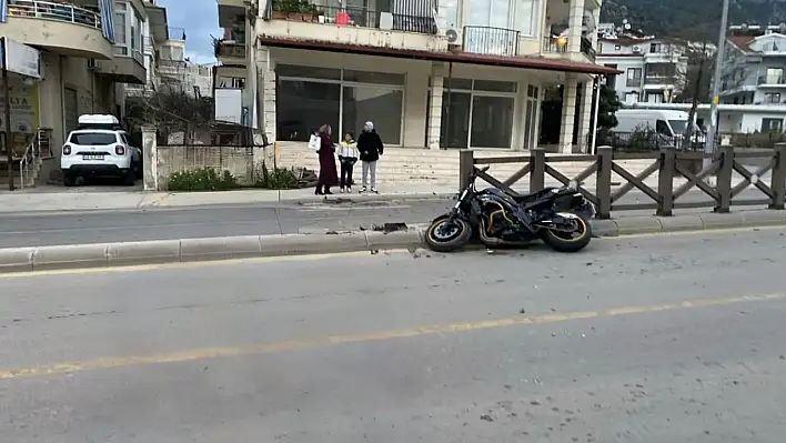 Fethiye'de Motosiklet kazası genç sürücü hayatını kaybetti