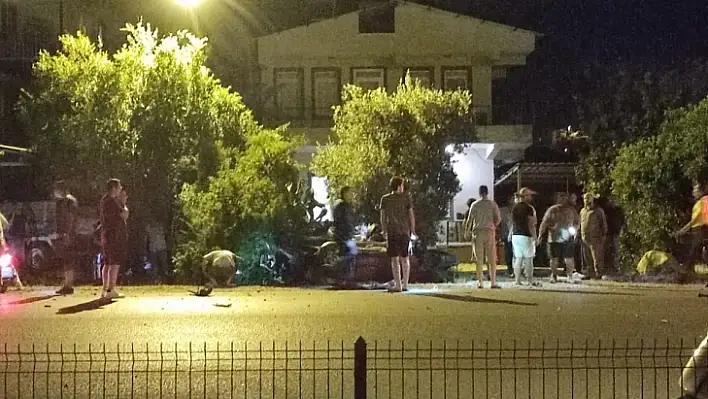 Fethiye'de takla atan otomobilden fırlayan sürücü ağır yaralandı