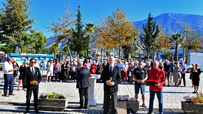 FETHİYE'DEKİ İNGİLİZLERDEN ATATÜRK'Ü ANMA  TÖRENİ