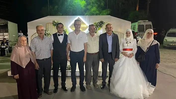 Fethiye İlçe Kaymakamı, Şehit Kardeşinin Düğününe Katıldı