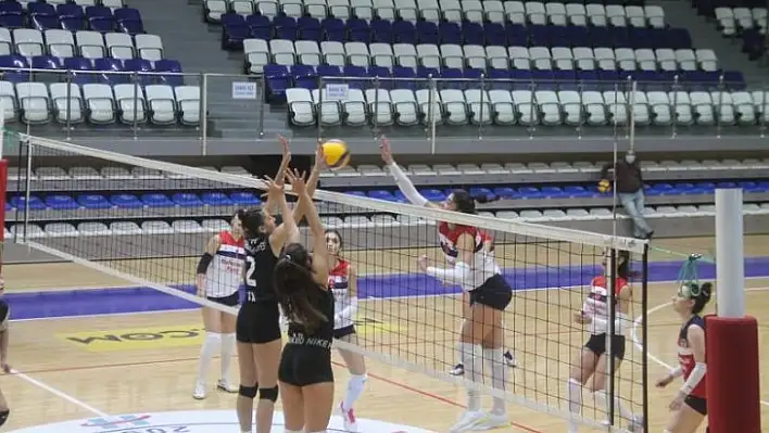 Fethiye'nin Sultanları rakip tanımıyor 3-0