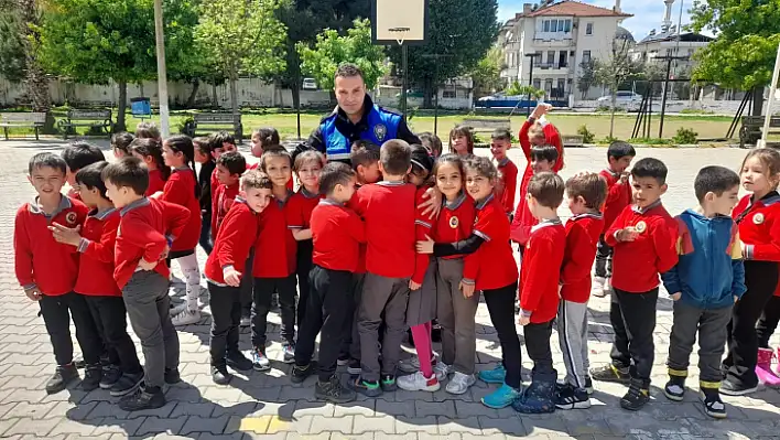 Fethiye polisi öğrencilere polislik mesleğini tanıttı