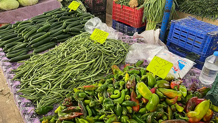 Fethiye Salı Pazarı esnafı Çıldır 'satışlar orta halli sakin'