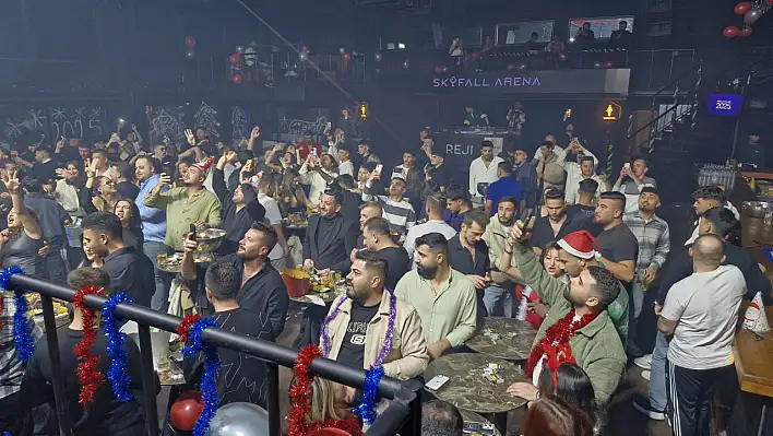 Fethiye Skyfall Arena' da DJ Münircan Demirtaş ve Bekir Karadağ Fırtınası