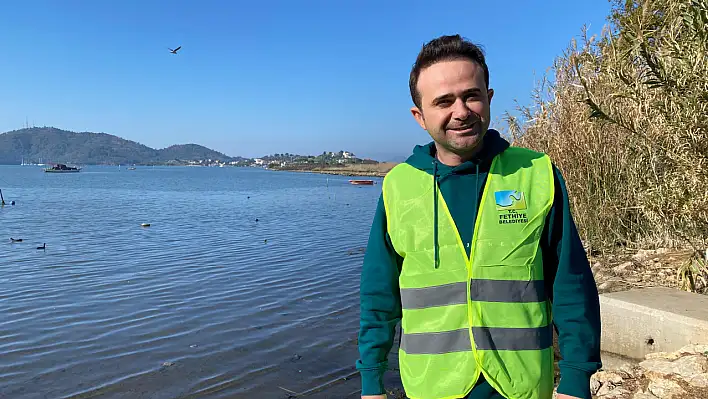 Fethiye'ye Geri Dönen Gezgin Deniz Pehlivan'dan Çevre Temizliği İçin Anlamlı Adım