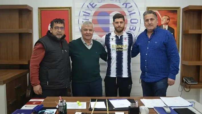 Fethiyespor, Cem Özdemir'i renklerine kattı