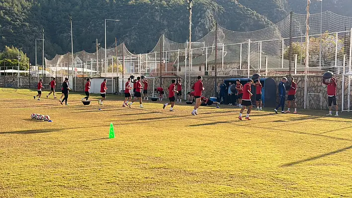 Fethiyespor'da Sait Karafırtınalar ile ilk antrenman