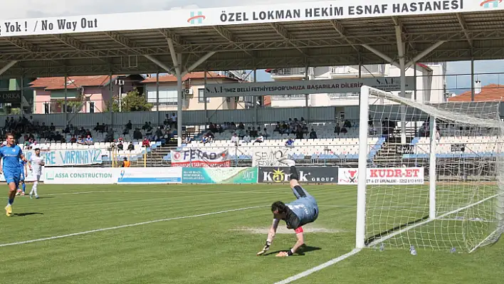 Fethiyespor gol oldu yağdı