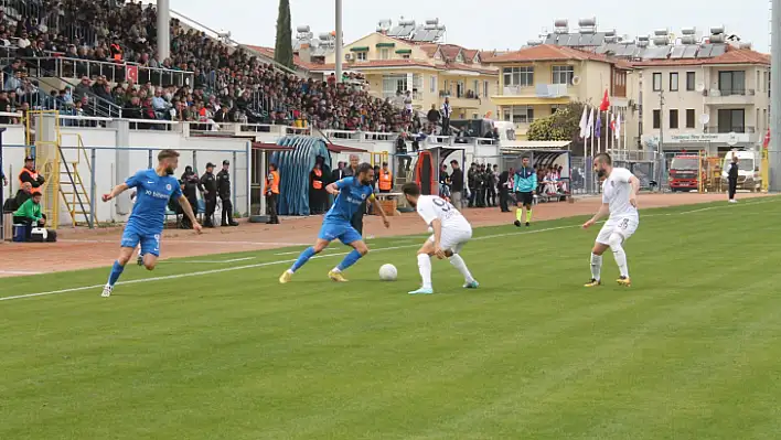 Fethiyespor, Pazar deplasmanında