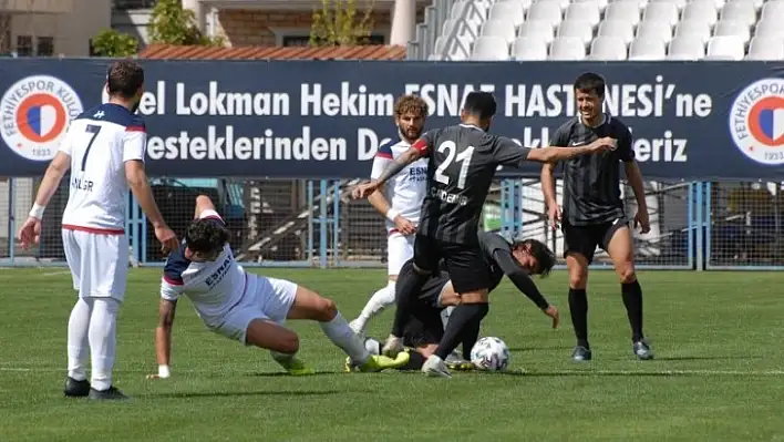 Fethiyespor şampiyonluğu kovalayacak