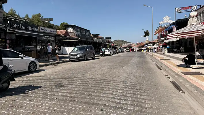 Hisarönü'nde turist yoğunluğu azaldı