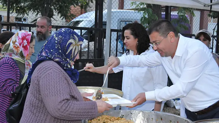 İFTAR YEMEKLERİ BAŞLIYOR