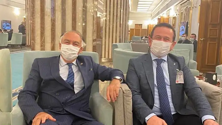 İlçe Başkanı Öztürk, Milletvekilleri Demir ve Gökcan'ı ziyaret etti