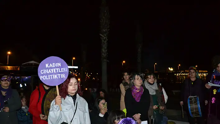 Kadınlar  İstanbul Sözleşmesi  İçin Yürüdüler