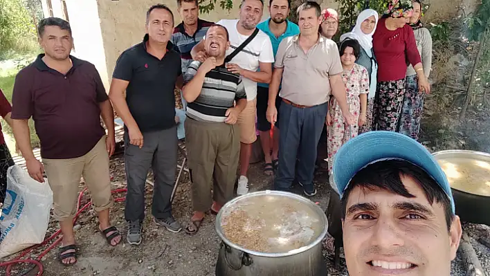 Karaçulha Gönüllüleri Derneği aşure ikramına yoğun katılım